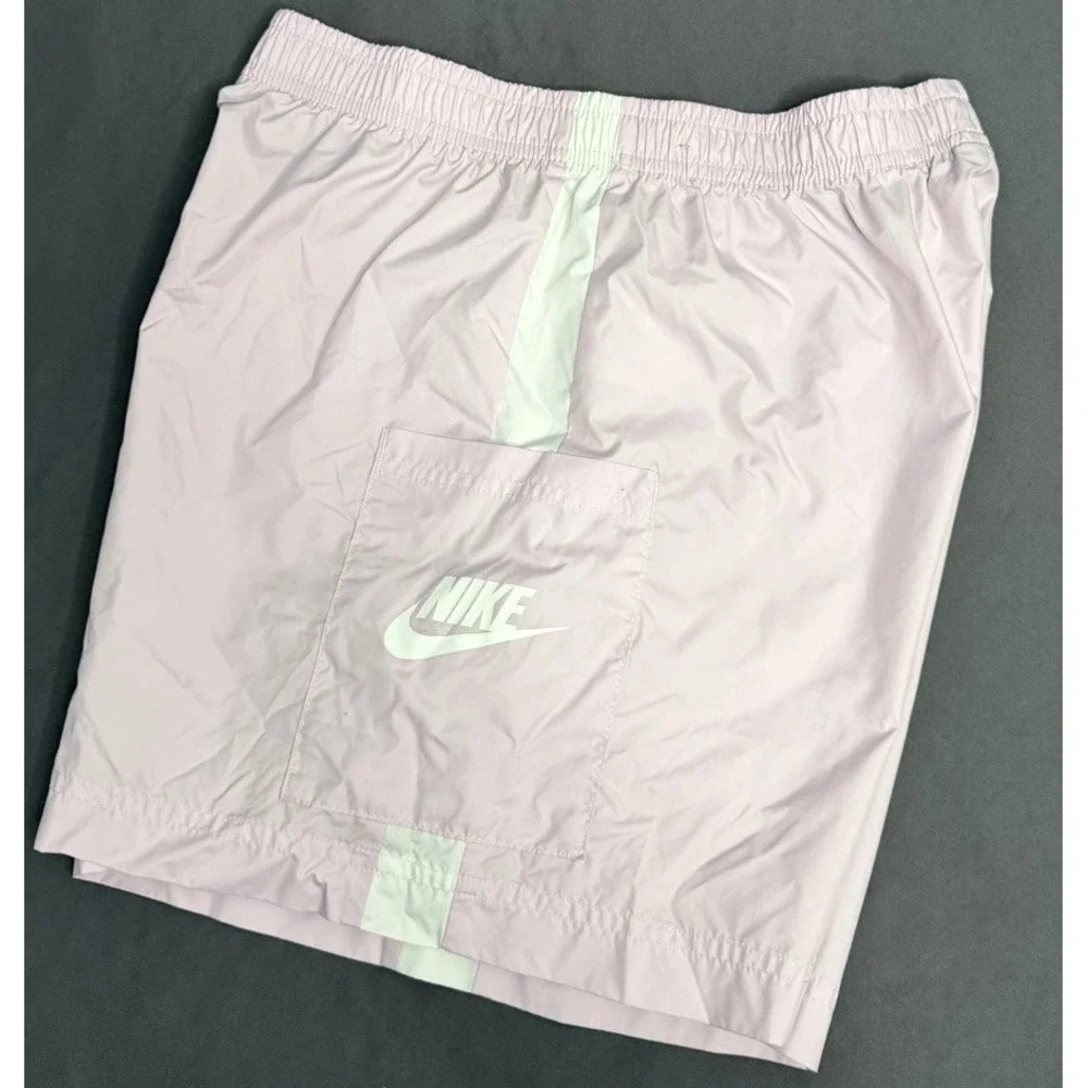 Nike Shorts Sportswear Womens Size‎ Small Pink High Rise Lightweight DQ3354-695